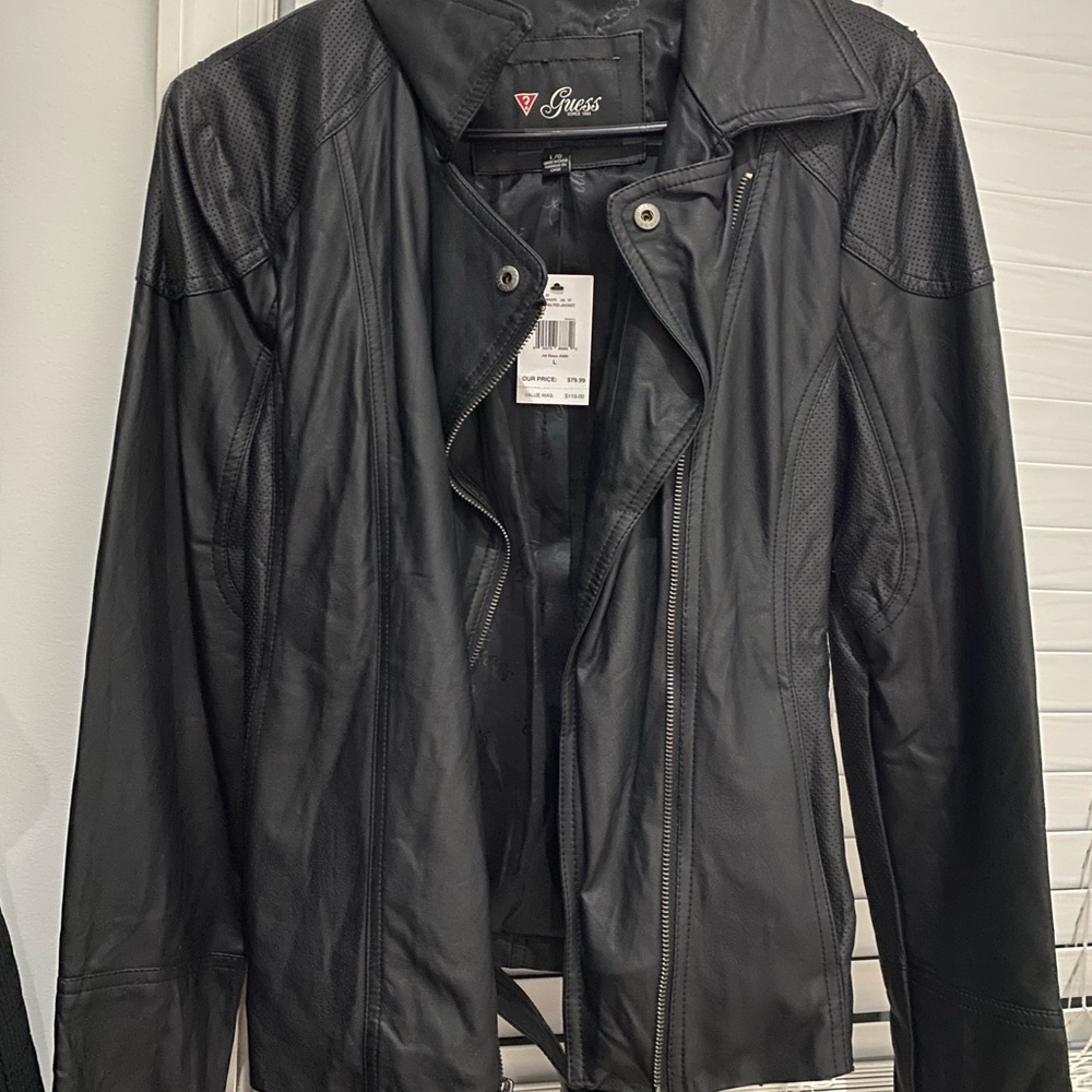 Guess jacket - Picture 2 of 3